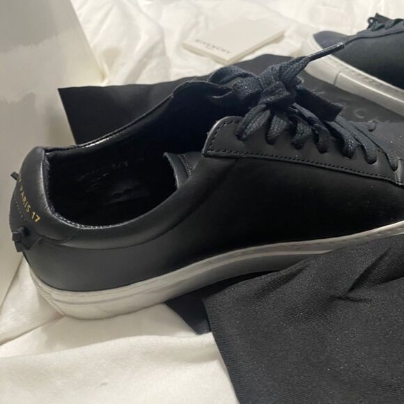 Black Leather Givenchy Sneakers with White Sole - Picture 9 of 11